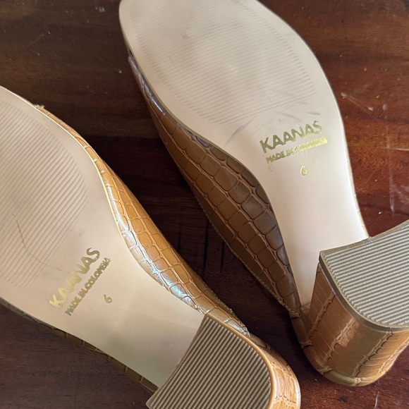 KAANAS Brown Croc-Embossed Sandals/Mules - Sz 6 - Picture 5 of 5